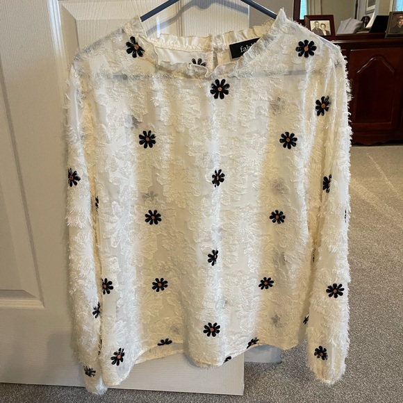 Fab’rik Blouse - Picture 2 of 6